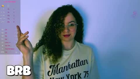 Ann online show from October 18, 7:04 pm