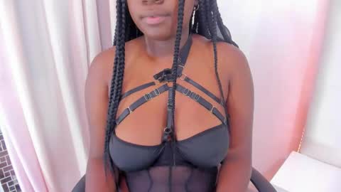 Hot ebony online show from November 26, 7:37 pm