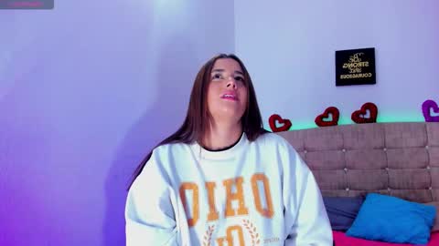 summer_girls01 online show from November 15, 3:40 am