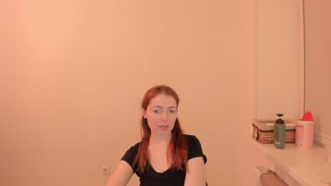 Summer Preston online show from April 11, 7:17 pm