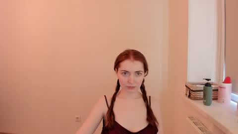 Summer Preston online show from March 7, 11:28 am