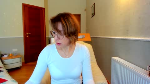 Snapshot of summerliza chatting on January 7, 8:24 am summerliza online show from January 7, 8:24 am