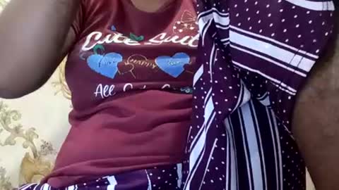 sunali_jain03 online show from July 25, 11:39 am