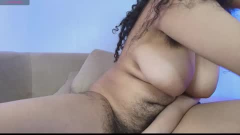 Aillyn Perez online show from December 23, 7:34 am