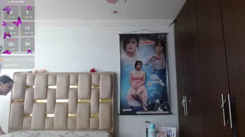 Jeraldine online show from March 8, 6:45 pm