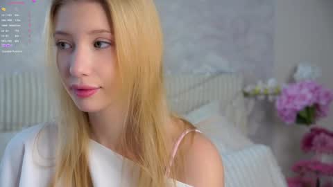 Lily online show from April 22, 2:47 pm