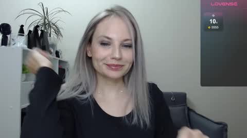 Naomi online show from January 2, 8:13 pm