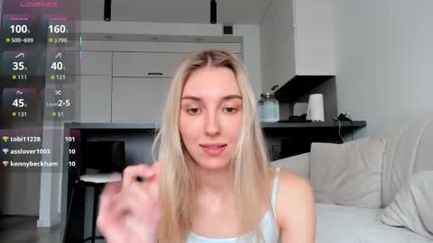 Rina online show from November 18, 8:59 am