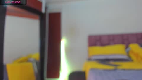 Snapshot of sunnyleonz chatting on February 12, 10:37 pm Sunny Leon Z online show from February 12, 10:37 pm