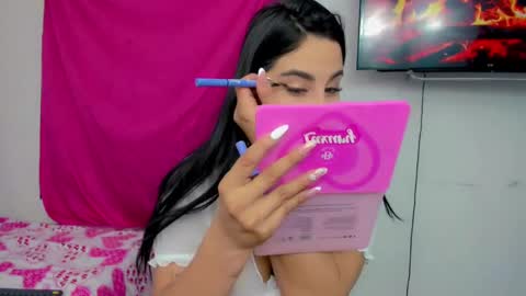 Snapshot of sunshine_uwu22 chatting on February 22, 6:59 pm Andrea Rodriguez online show from February 22, 6:59 pm