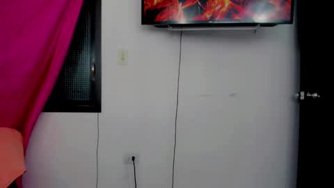 Snapshot of sunshine_uwu22 chatting on January 13, 6:49 pm Andrea Rodriguez online show from January 13, 6:49 pm