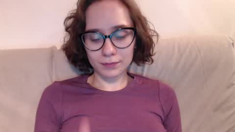 Hella online show from April 15, 7:58 pm