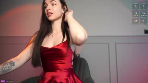 Anna online show from April 20, 3:37 pm