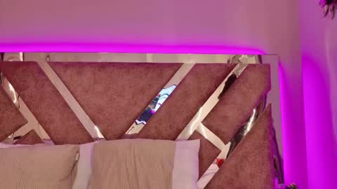 Susann online show from March 12, 11:57 am