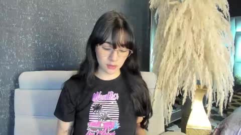 Snapshot of susa1userma_ chatting on October 20, 7:17 pm Susann online show from October 20, 7:17 pm