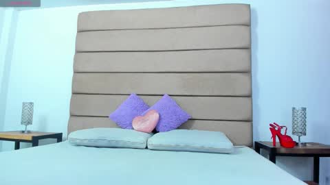 Susan online show from November 5, 8:25 pm