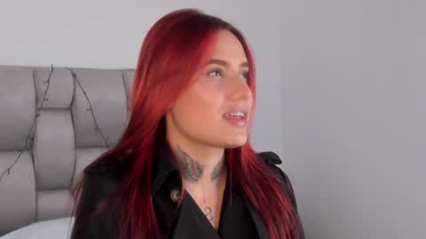 Snapshot of susan_sweet7 chatting on December 27, 9:00 pm Susan online show from December 27, 9:00 pm