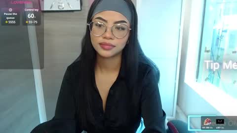 Susan online show from February 27, 2:54 pm