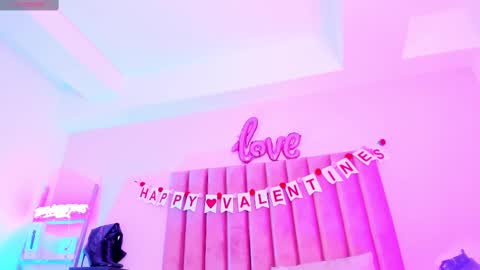 Sussan Nicole  online show from February 14, 1:08 pm