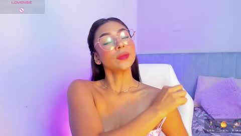 sussy_sweet4u online show from October 30, 9:22 am