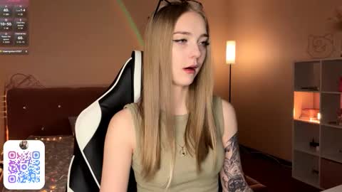 Jessica online show from March 13, 2:51 pm