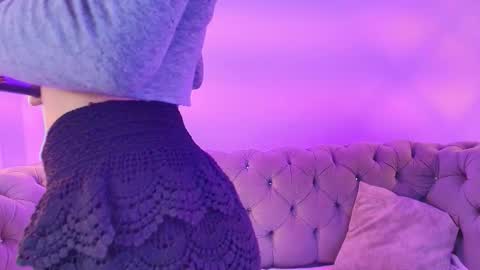 Snapshot of sweet_1angel chatting on September 21, 12:26 pm Sweet 1Angel online show from September 21, 12:26 pm