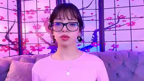 Snapshot of sweet_1angel chatting on October 4, 12:44 pm Sweet 1Angel online show from October 4, 12:44 pm