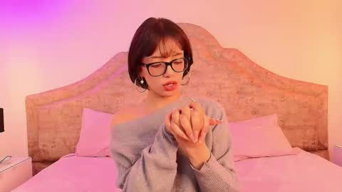 Snapshot of sweet_1angel chatting on September 19, 12:15 pm Sweet 1Angel online show from September 19, 12:15 pm