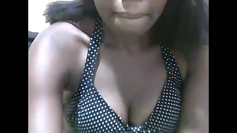 Snapshot of sweet_aaliya chatting on October 19, 9:39 pm Aaliya online show from October 19, 9:39 pm