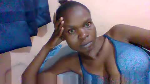 sweet_adora online show from February 8, 6:22 am