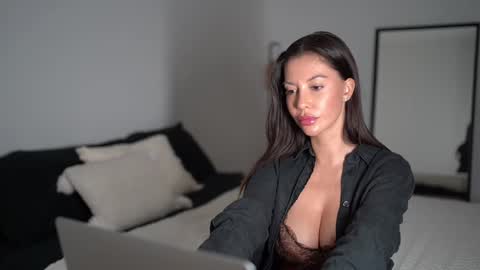 Dorothea online show from October 7, 9:19 pm