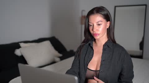 Dorothea online show from October 3, 8:47 pm