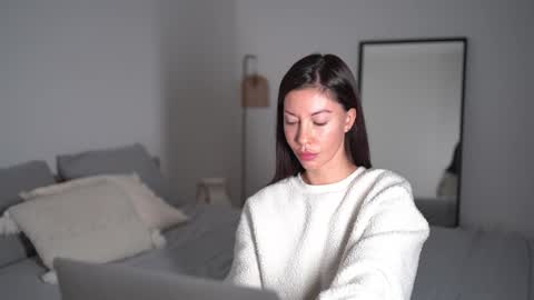 Dorothea online show from November 30, 8:57 pm