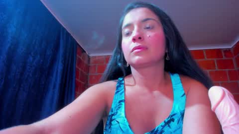 sweet and hot alaia online show from January 18, 12:29 am