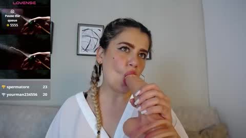 Bella Valery online show from October 25, 10:05 pm