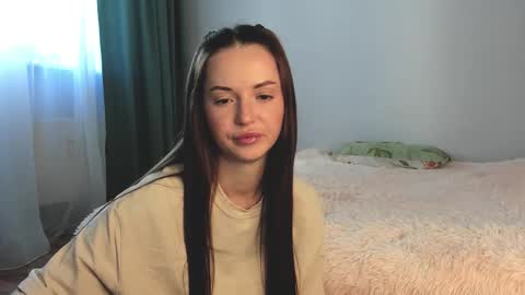 Christina online show from March 1, 9:31 am