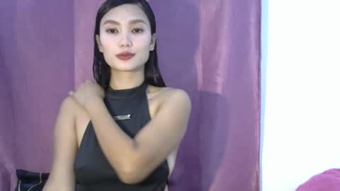 Snapshot of sweet_candice97 chatting on September 17, 10:46 am candy online show from September 17, 10:46 am