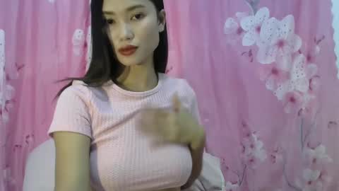 Snapshot of sweet_candice97 chatting on December 8, 9:02 am candy online show from December 8, 9:02 am