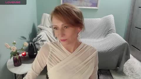 Helen online show from September 10, 6:13 am