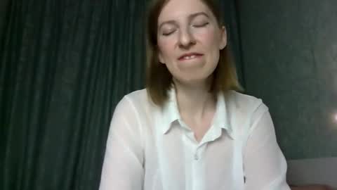 sweet_lilbunny online show from November 30, 3:16 pm