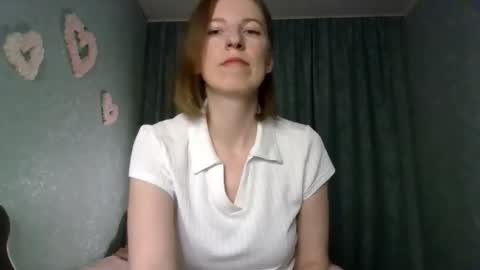 sweet_lilbunny online show from October 13, 1:03 pm