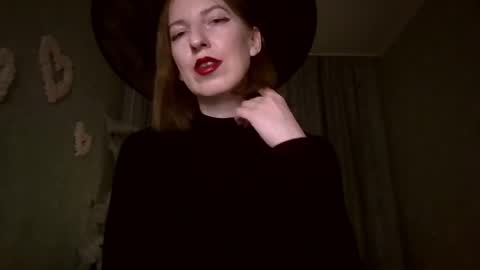 sweet_lilbunny online show from October 27, 3:29 pm