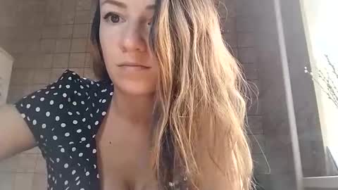 Anna online show from March 10, 9:45 am