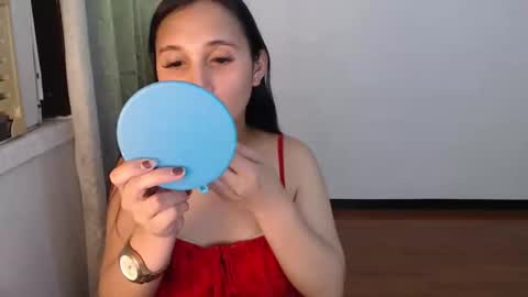 Mae online show from March 24, 10:31 am