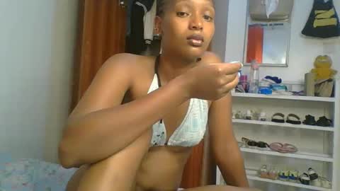 Linda online show from April 13, 2:24 am