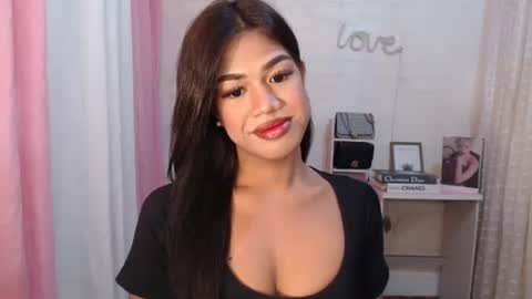 Snapshot of sweet_melonxxx chatting on September 13, 10:18 pm Melon online show from September 13, 10:18 pm