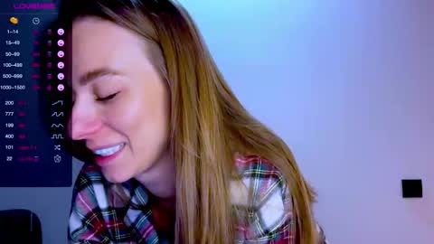 Mia online show from February 11, 4:30 pm