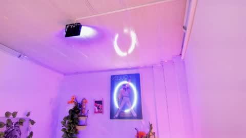 Sofi  online show from April 16, 11:21 am