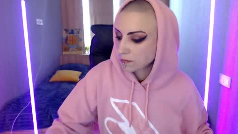 sweet_n_strong online show from April 13, 8:04 am