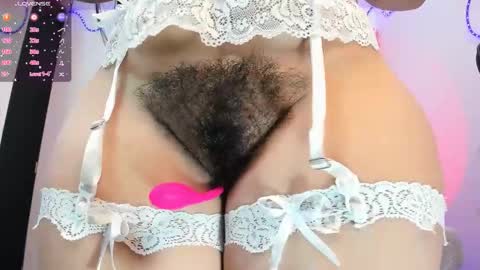 Hi  my name is Naia . Nice to meet you  give it a thumbs up please its important  online show from December 13, 7:53 pm